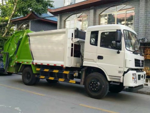10方壓縮式垃圾車東風專底