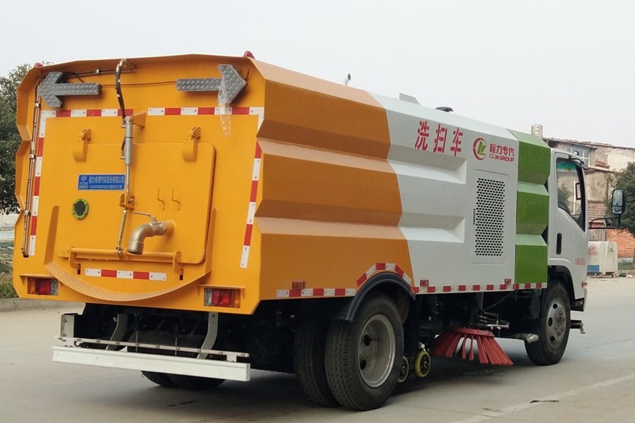 五十鈴6噸洗掃車